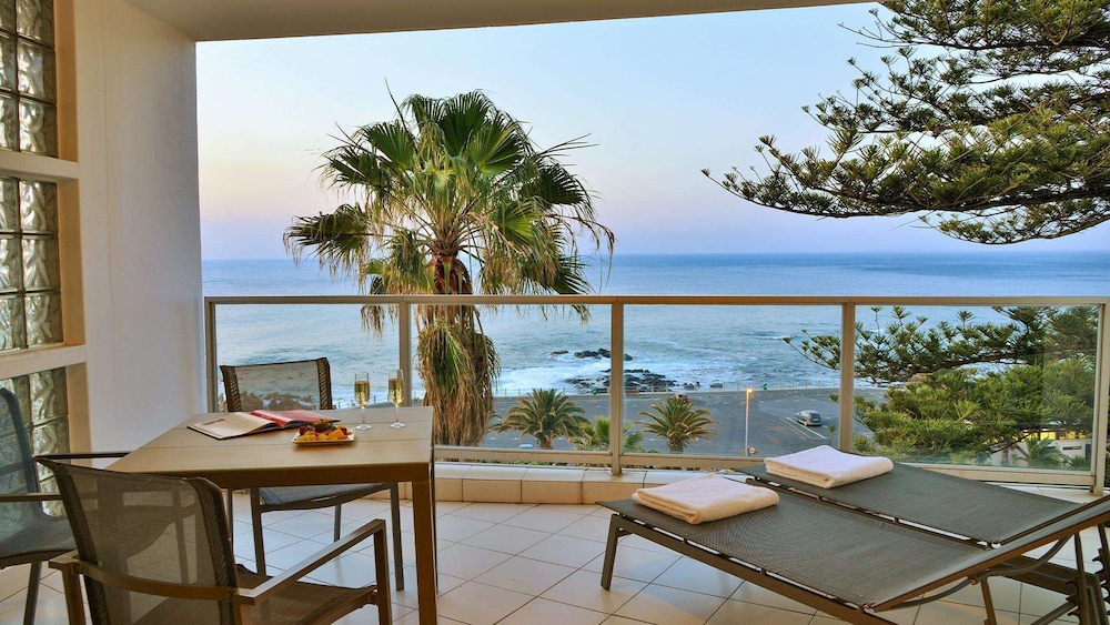 Peninsula All-Suite Hotel by Dream Resorts — Beach in Cape Town, Western Cape