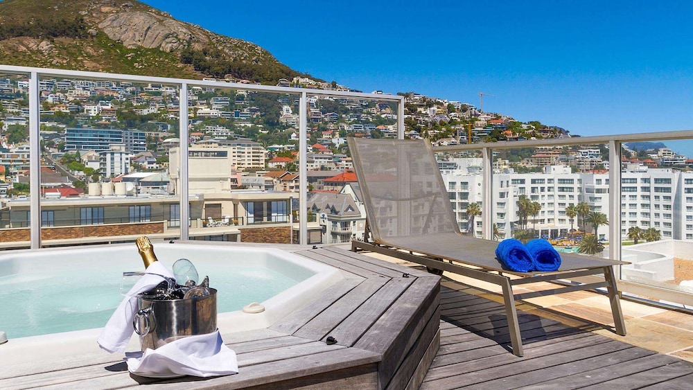Peninsula All-Suite Hotel by Dream Resorts — Spa in Cape Town, Western Cape