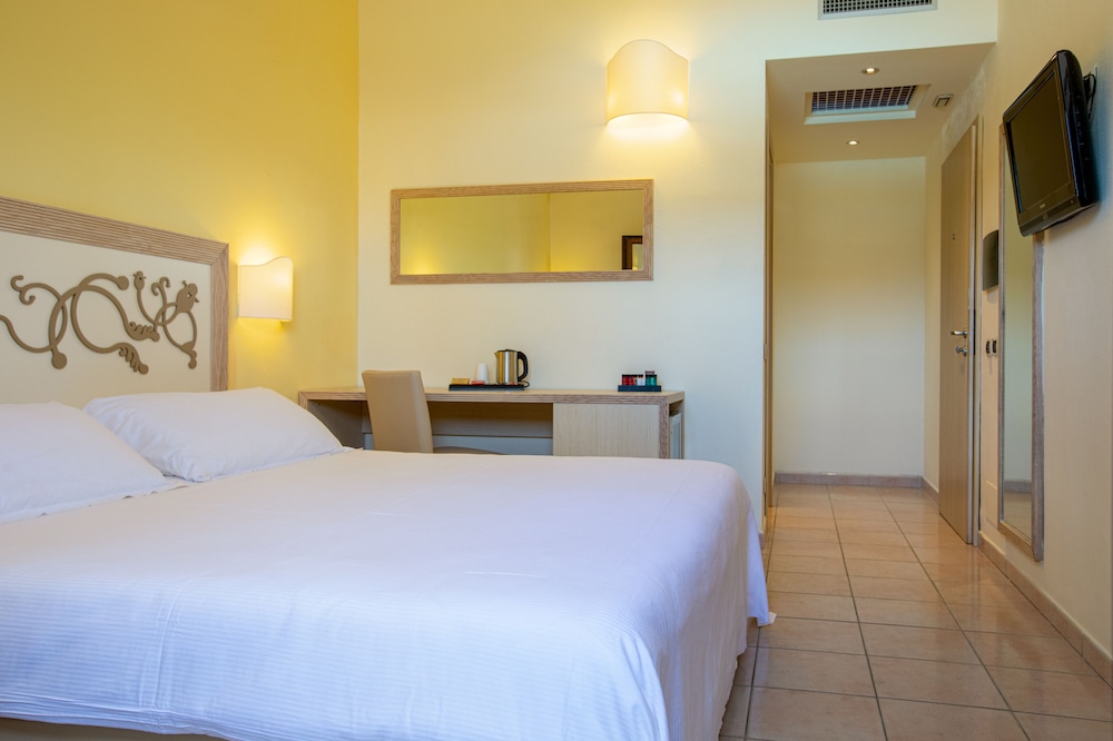 Hotel Corte Rosada – Adults Only Affiliated by Meliá — Hotel rooms in Alghero, Sardinia