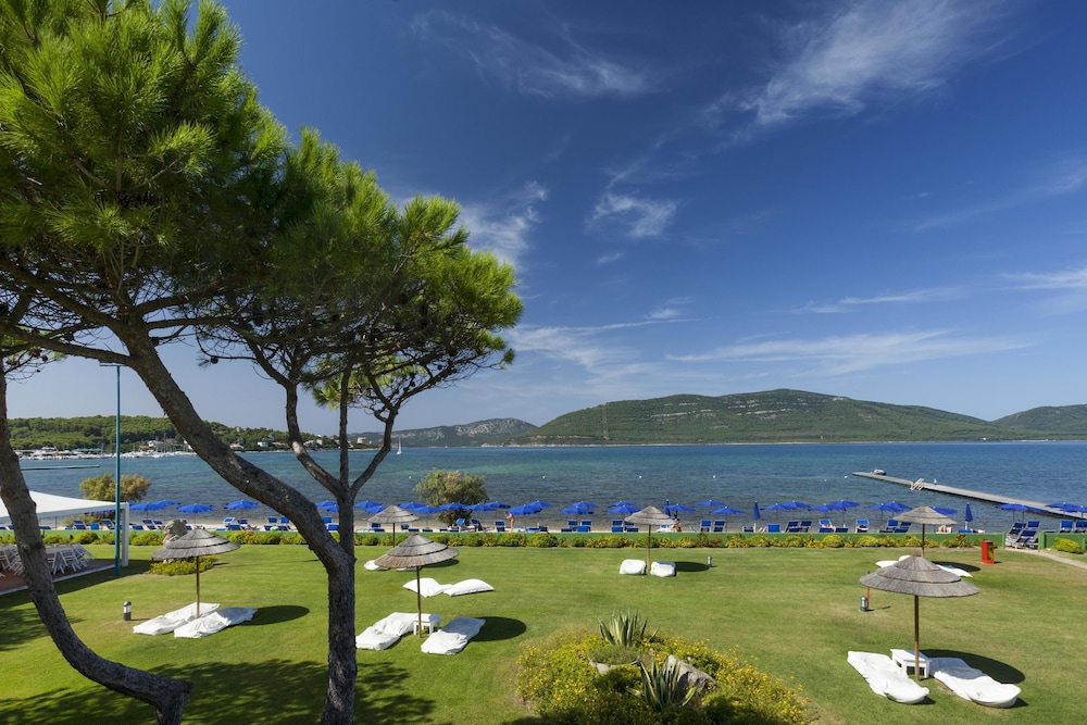 Hotel Corte Rosada – Adults Only Affiliated by Meliá — Beach in Alghero, Sardinia