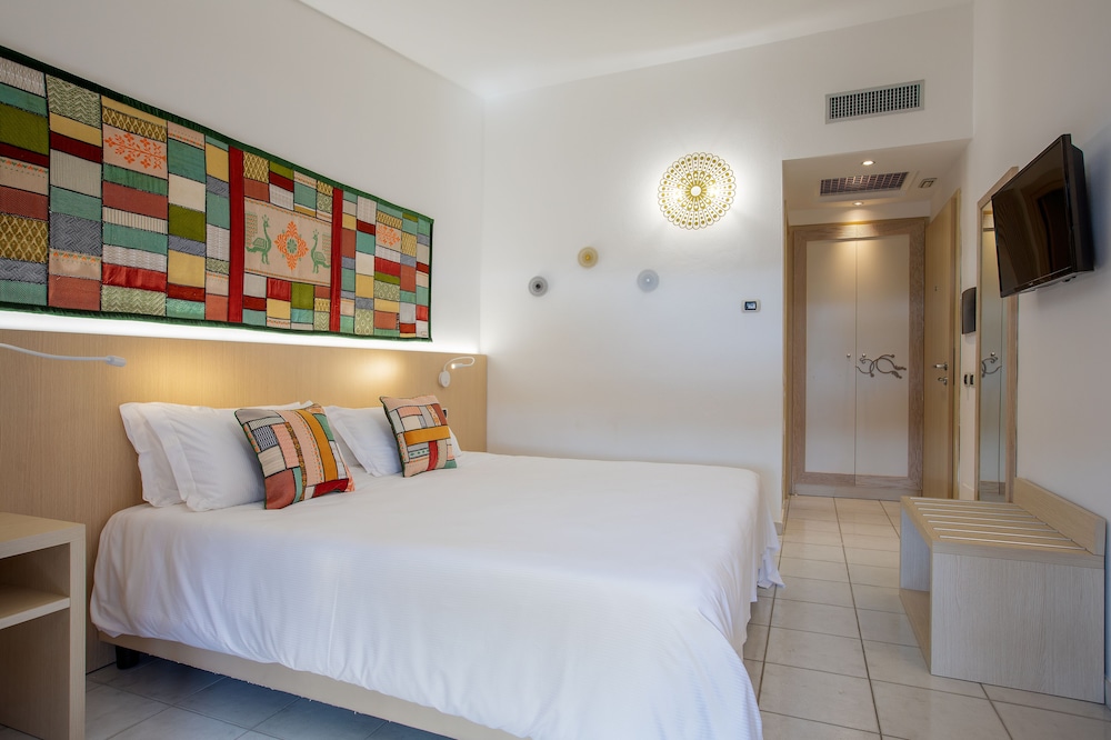 Hotel Corte Rosada – Adults Only Affiliated by Meliá — Hotel rooms in Alghero, Sardinia