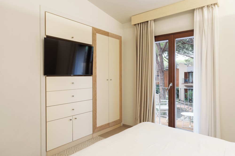 Hotel Corte Rosada – Adults Only Affiliated by Meliá — Hotel rooms in Alghero, Sardinia