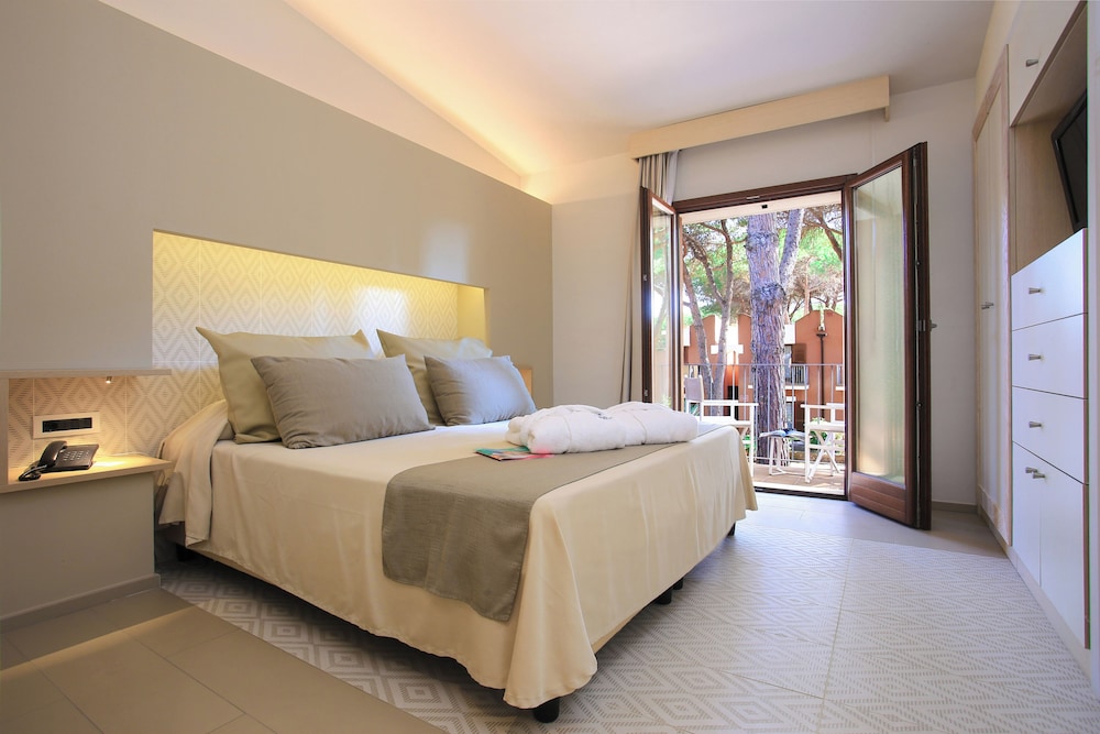 Hotel Corte Rosada – Adults Only Affiliated by Meliá — Hotel rooms in Alghero, Sardinia