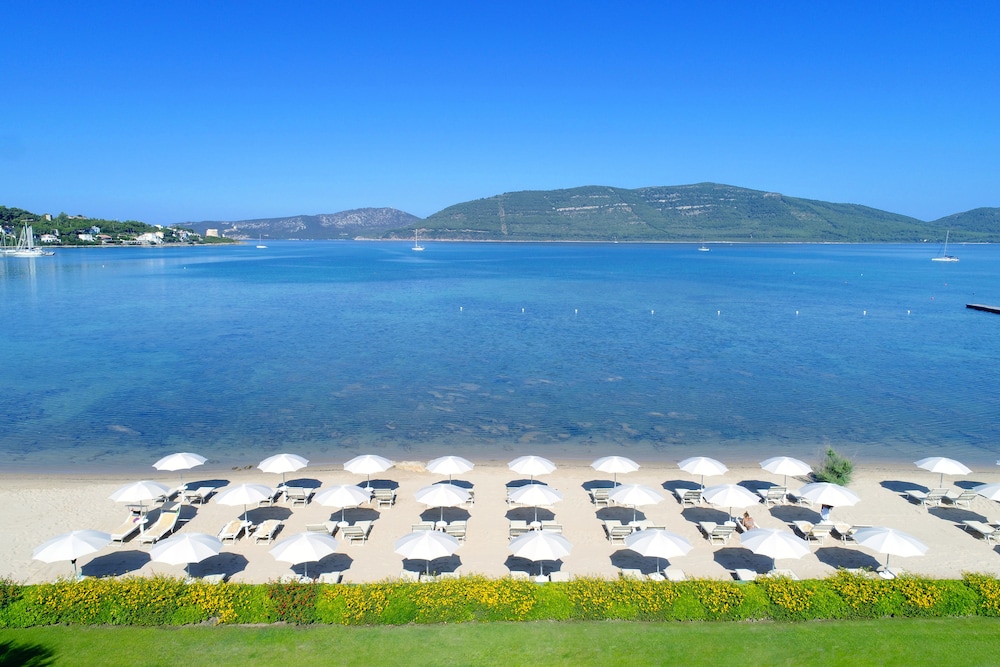 Hotel Corte Rosada – Adults Only Affiliated by Meliá — Beach in Alghero, Sardinia