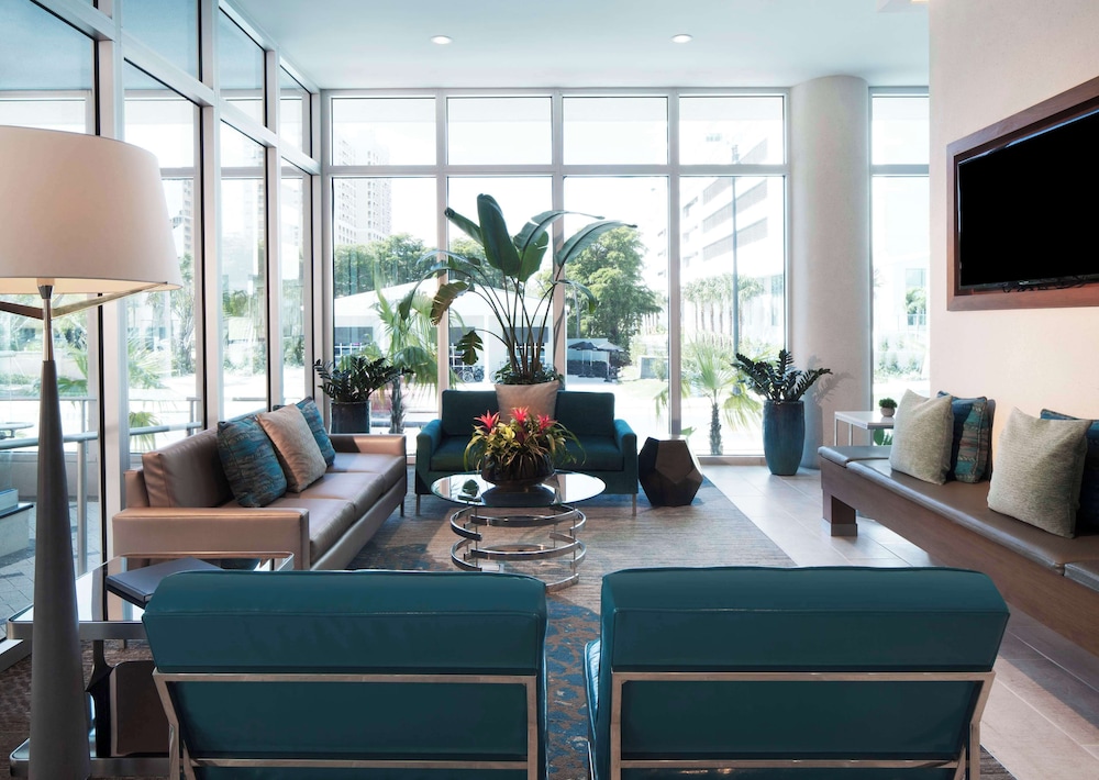 Embassy Suites by Hilton Sarasota, FL — Hotel building in Sarasota, Florida