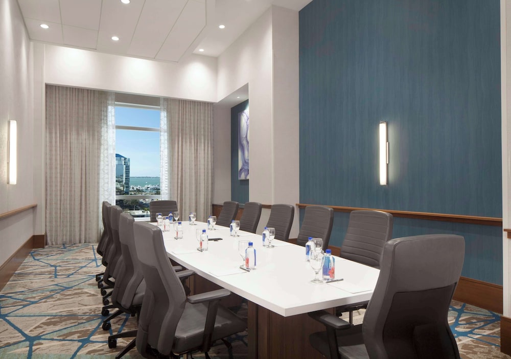Embassy Suites by Hilton Sarasota, FL — Hotel building in Sarasota, Florida