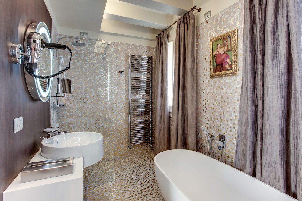 Hotel Moresco — Hotel rooms in Venice, Veneto