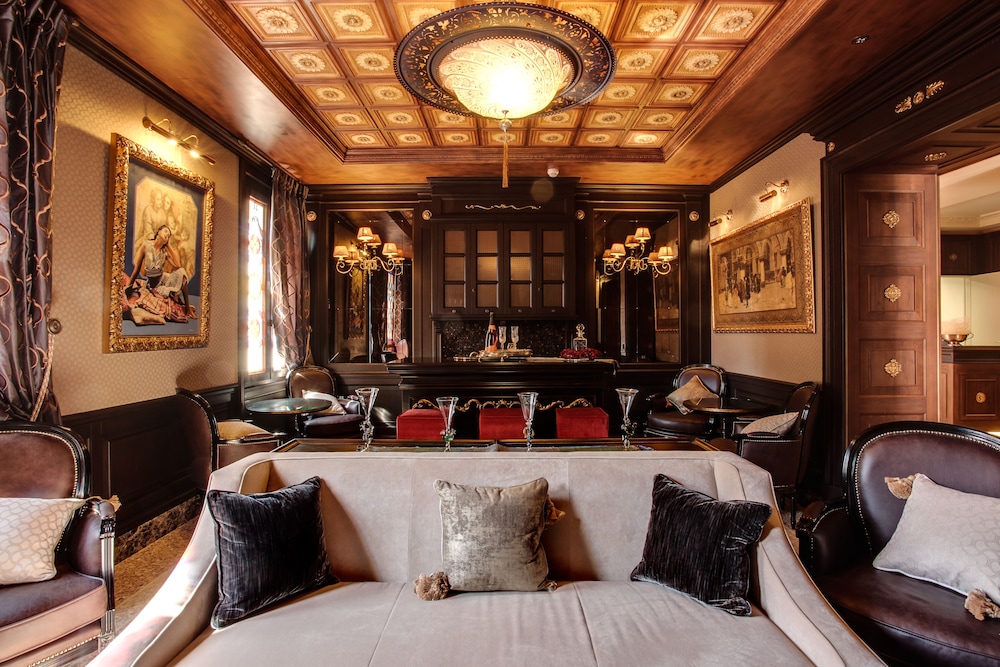 Hotel Moresco — Restaurant & bars in Venice, Veneto