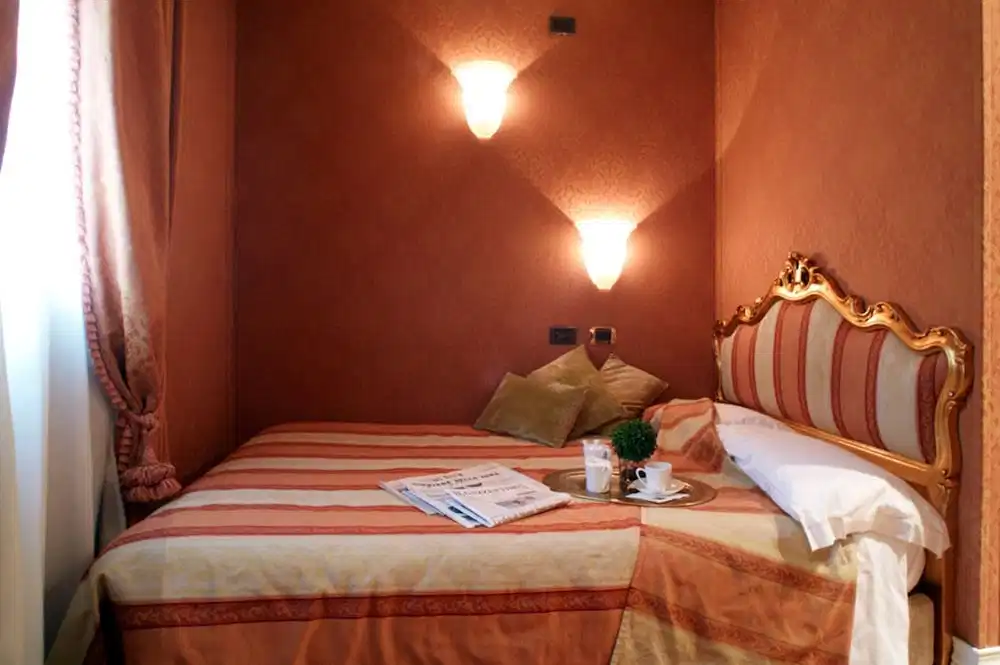 Ca' Gottardi — Hotel rooms in Venice, Veneto