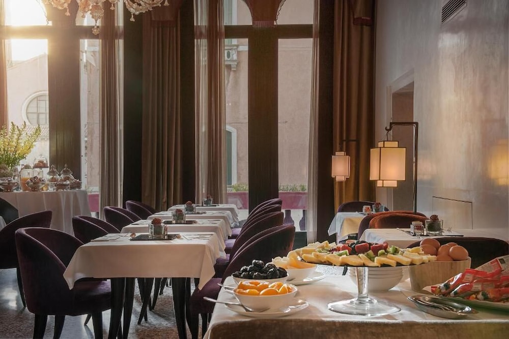 Ca' Gottardi — Restaurant & bars in Venice, Veneto