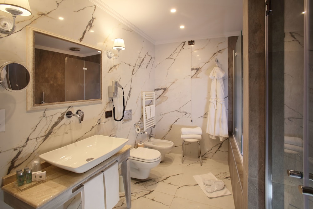Villa Angela — Hotel rooms in Taormina, Sicily