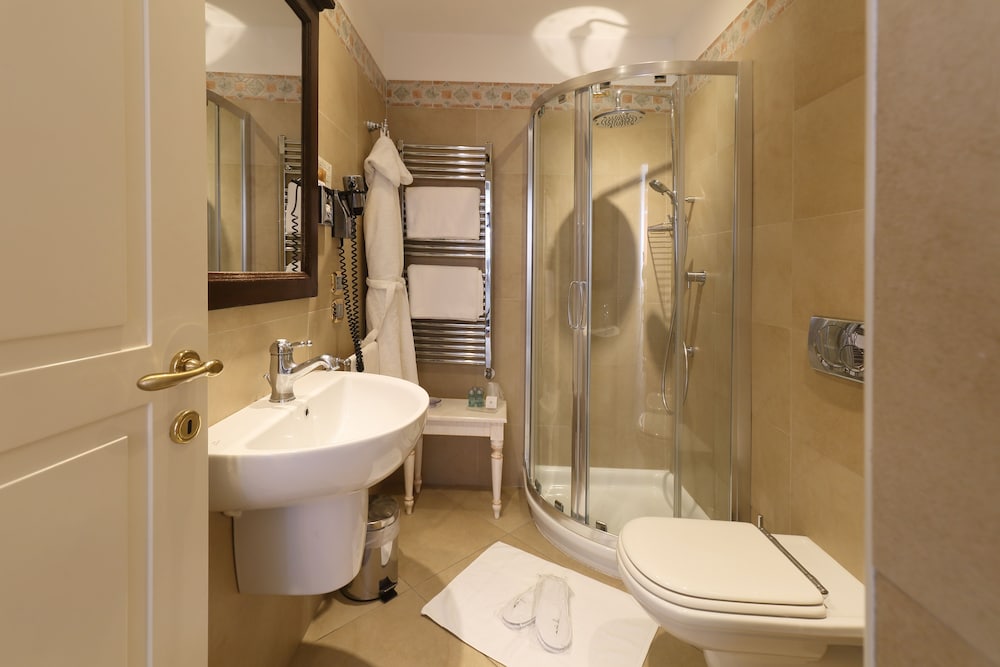 Villa Angela — Hotel rooms in Taormina, Sicily
