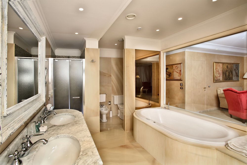 Villa Angela — Hotel rooms in Taormina, Sicily