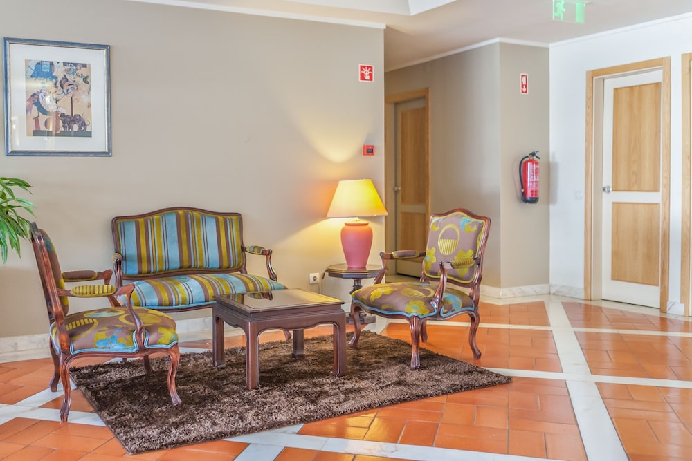 Albufeira Sol Hotel & Spa — Hotel building in Albufeira, Faro