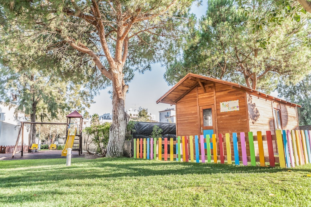 Albufeira Sol Hotel & Spa — Attractions for children in Albufeira, Faro