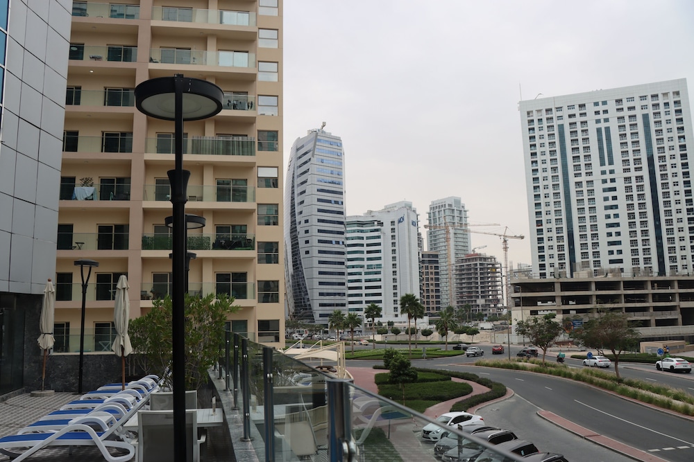 Golden Tulip Media Hotel — Attractions in the area in Dubai