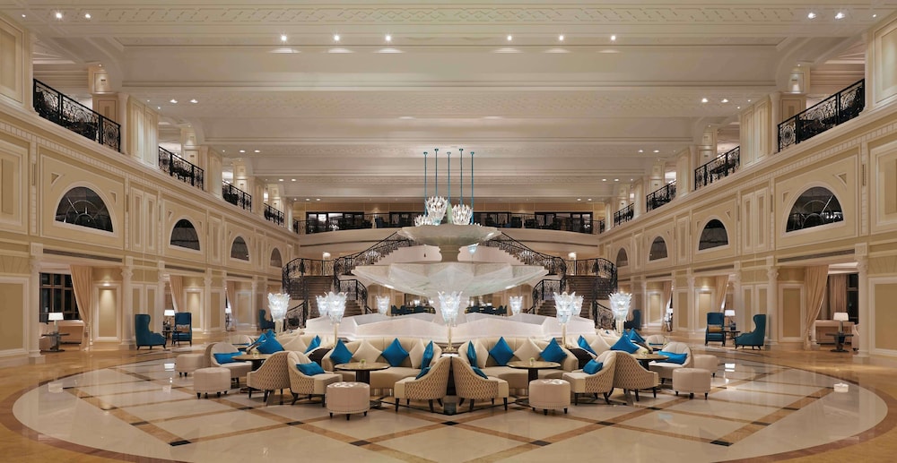Waldorf Astoria Ras Al Khaimah — Restaurant & bars in Ras al Khaimah