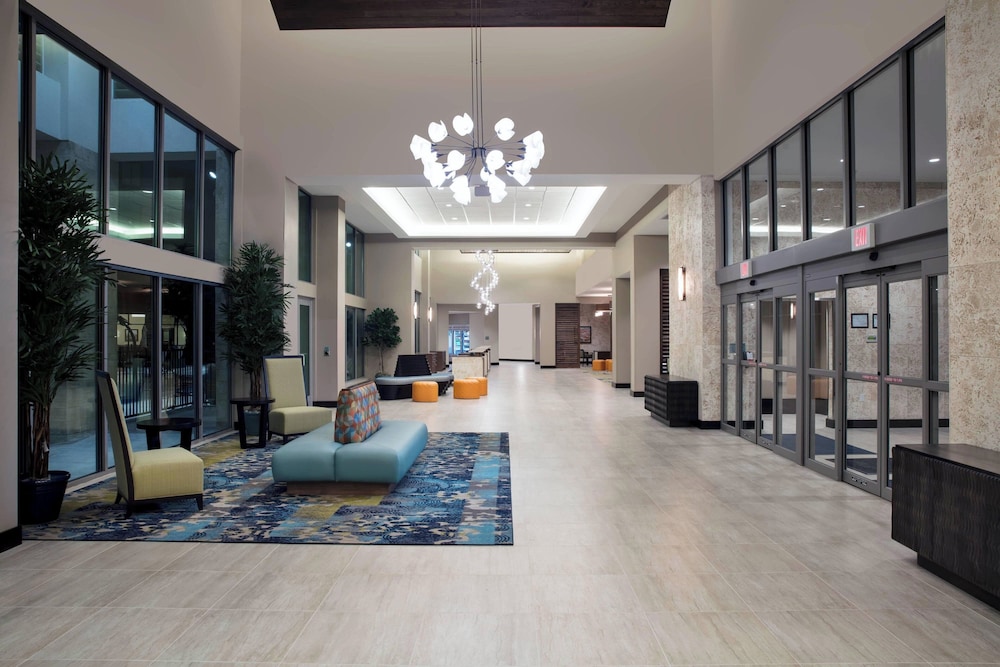 SpringHill Suites by Marriott Orlando Theme Parks/Lake Buena Vista — Hotel building in Orlando, Florida