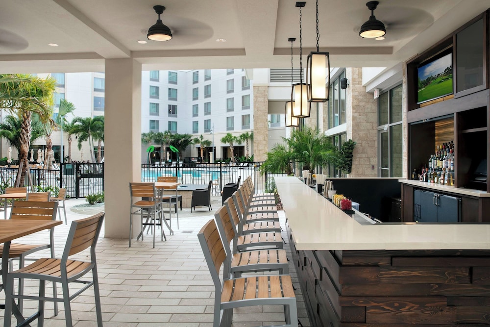SpringHill Suites by Marriott Orlando Theme Parks/Lake Buena Vista — Restaurant & bars in Orlando, Florida