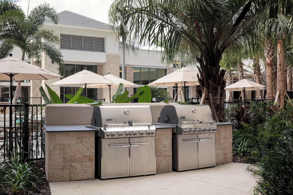 SpringHill Suites by Marriott Orlando Theme Parks/Lake Buena Vista — Restaurant & bars in Orlando, Florida