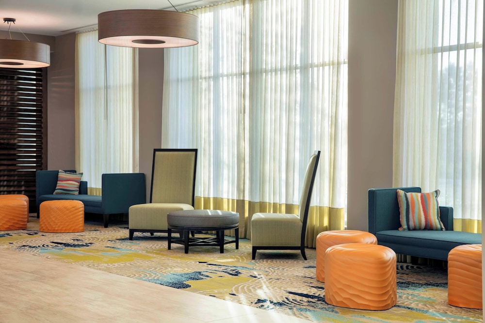 SpringHill Suites by Marriott Orlando Theme Parks/Lake Buena Vista — Hotel building in Orlando, Florida