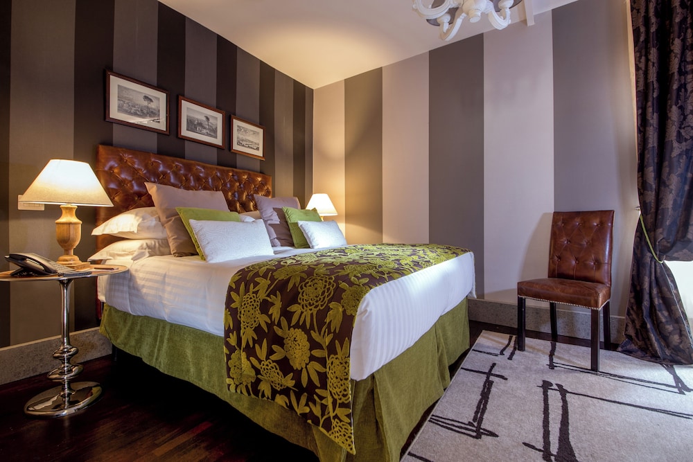 The Inn at the Roman Forum Luxury Collection - The Inn At The Roman Forum — Hotel rooms in Rome, Lazio