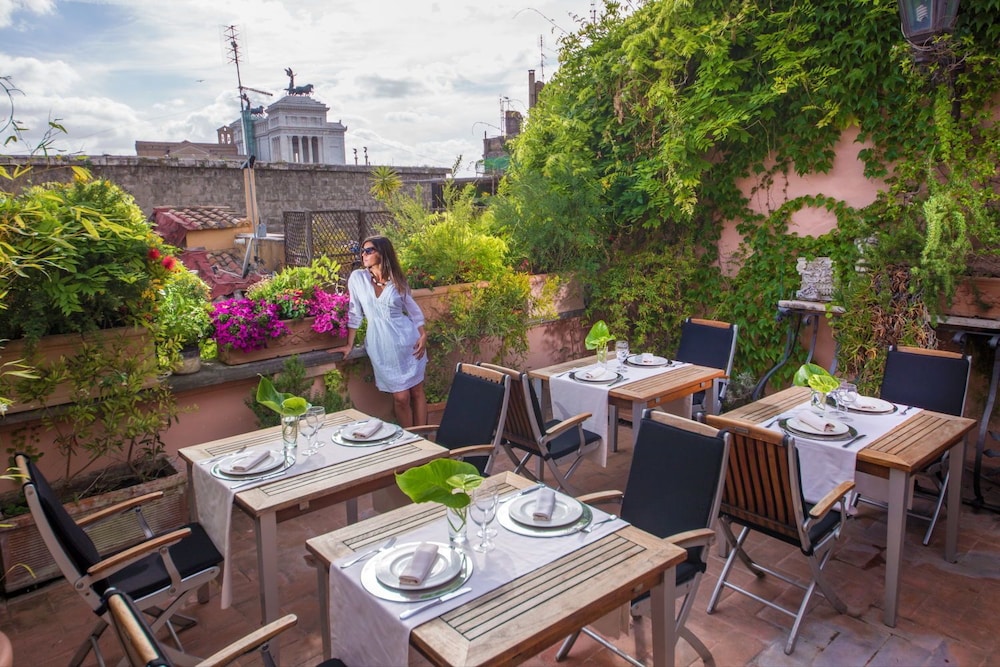 The Inn at the Roman Forum Luxury Collection - The Inn At The Roman Forum — Restaurant & bars in Rome, Lazio