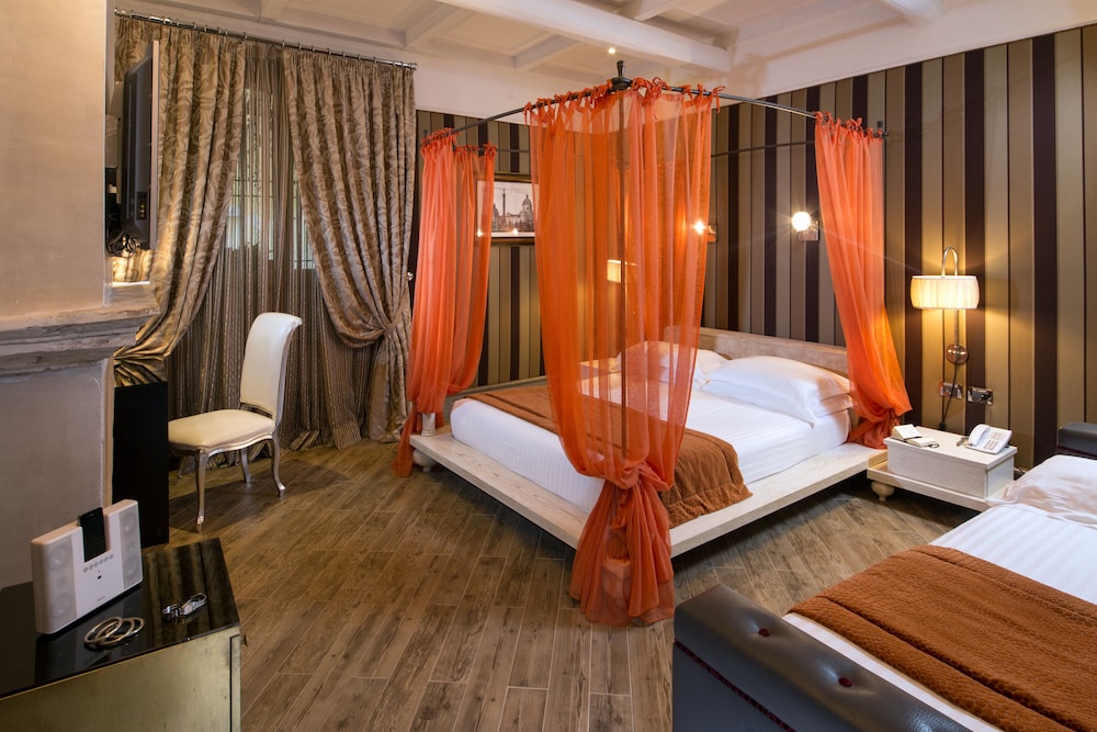 The Inn at the Roman Forum Luxury Collection - The Inn At The Roman Forum — Hotel rooms in Rome, Lazio