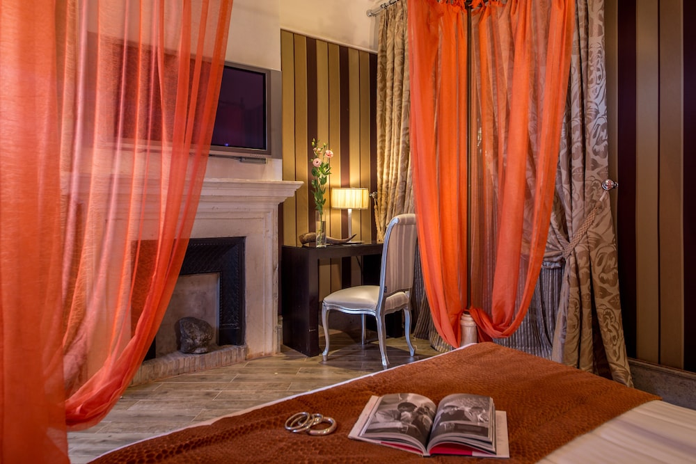 The Inn at the Roman Forum Luxury Collection - The Inn At The Roman Forum — Hotel rooms in Rome, Lazio