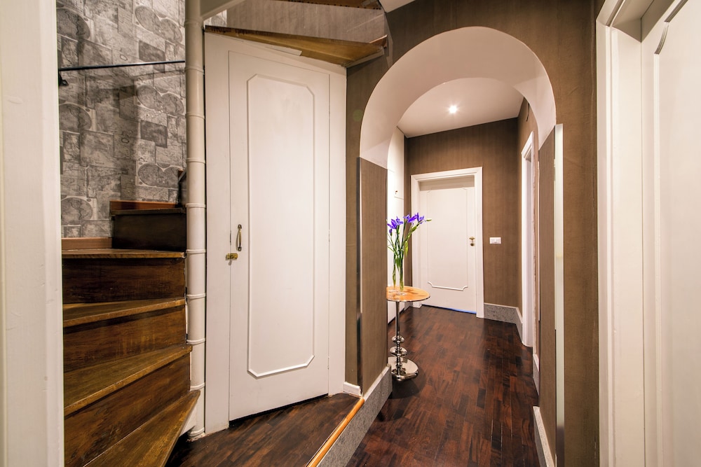The Inn at the Roman Forum Luxury Collection - The Inn At The Roman Forum — Hotel building in Rome, Lazio