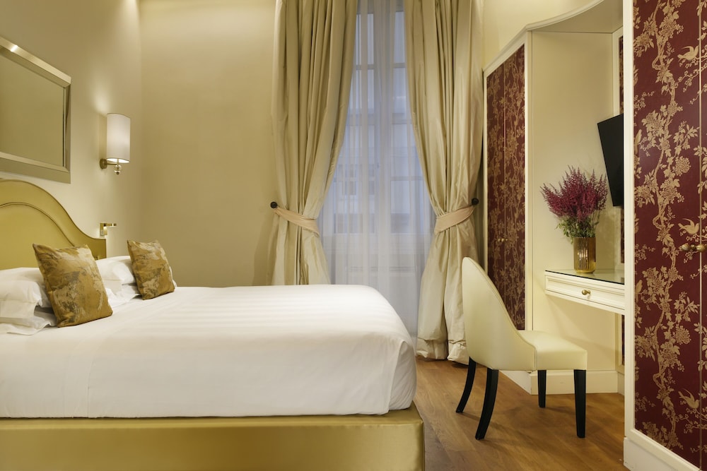 San Firenze Suites & Spa — Hotel rooms in Florence, Tuscany