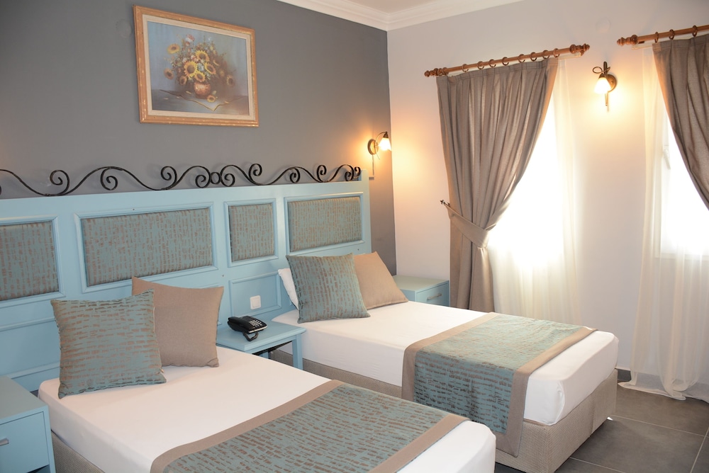 Otel Atrium — Hotel rooms in Bodrum, Mugla
