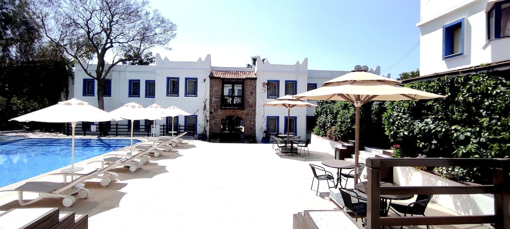 Otel Atrium — Hotel building in Bodrum, Mugla