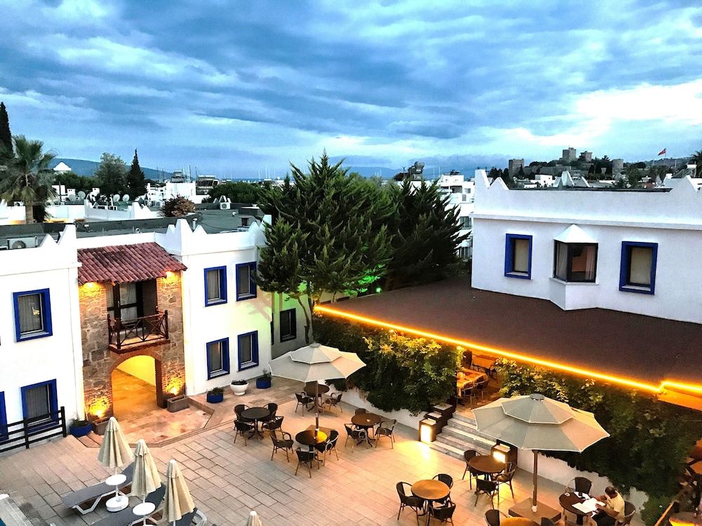Otel Atrium — Hotel building in Bodrum, Mugla