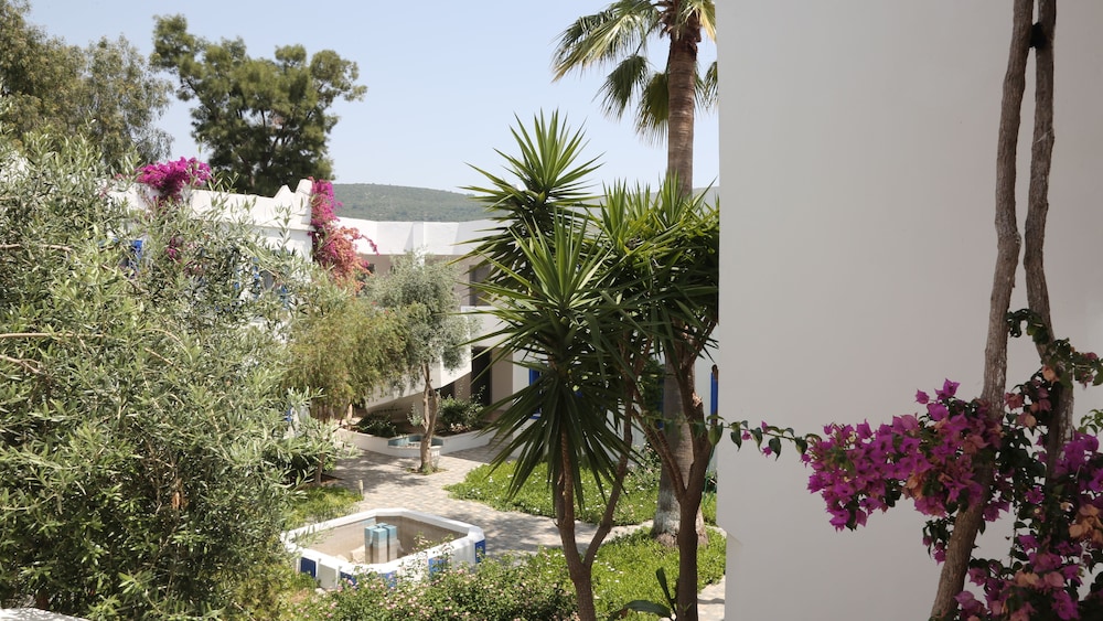 Otel Atrium — Hotel building in Bodrum, Mugla