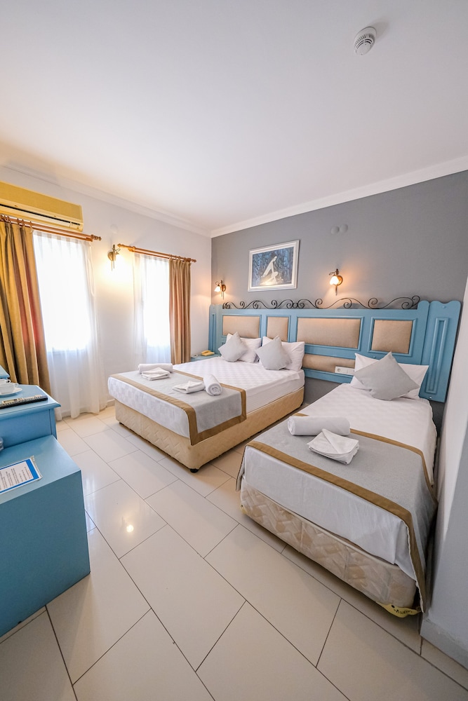 Otel Atrium — Hotel rooms in Bodrum, Mugla