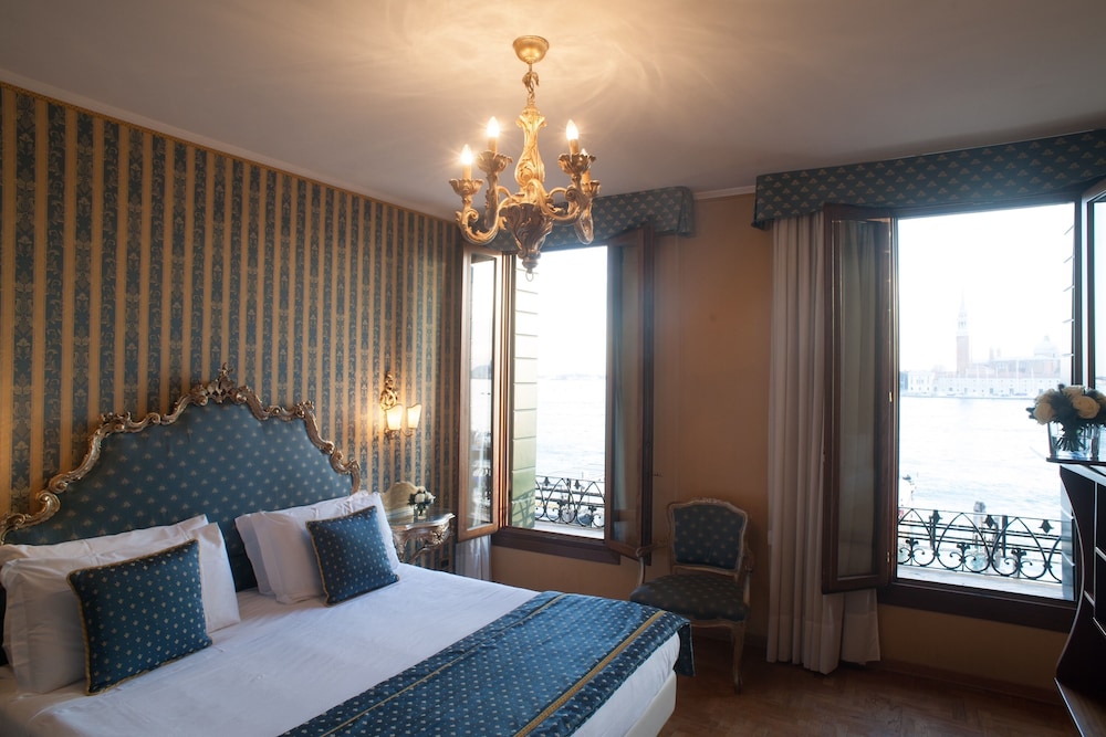 Pensione Wildner — Hotel rooms in Venice, Veneto