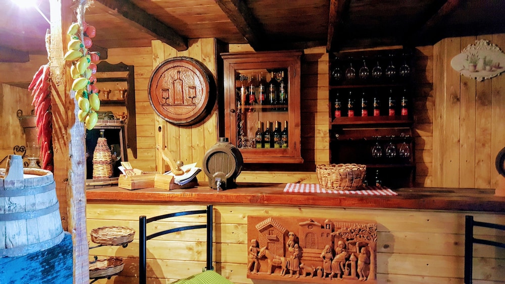 Albergo Diffuso Borgo Santa Caterina "Quartiere Ebraico" — Restaurant & bars in Castiglione di Sicilia, Sicily
