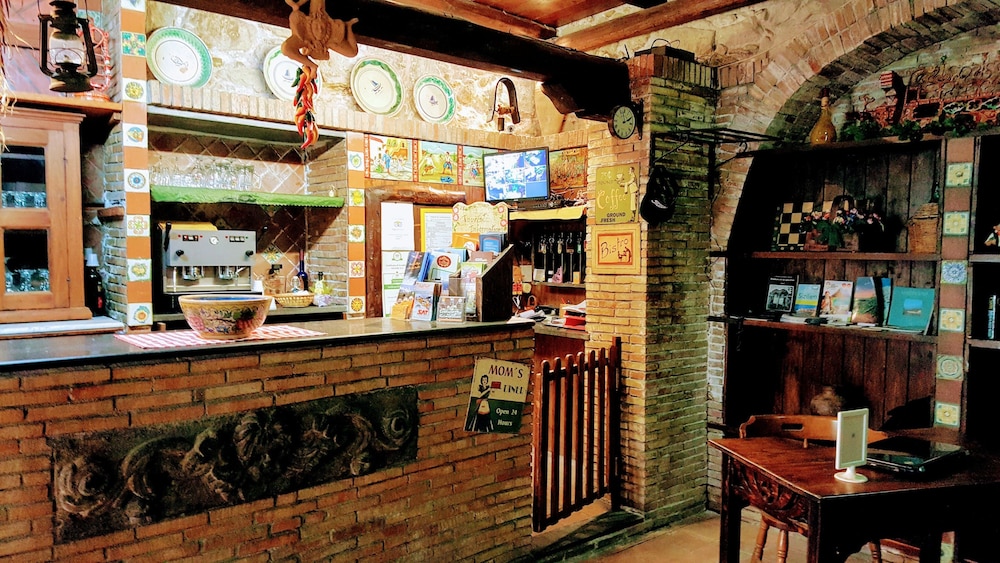 Albergo Diffuso Borgo Santa Caterina "Quartiere Ebraico" — Restaurant & bars in Castiglione di Sicilia, Sicily