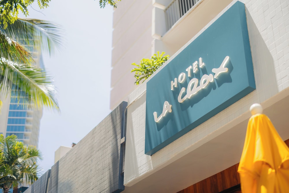 Hotel La Croix — Hotel building in Honolulu, Hawaii