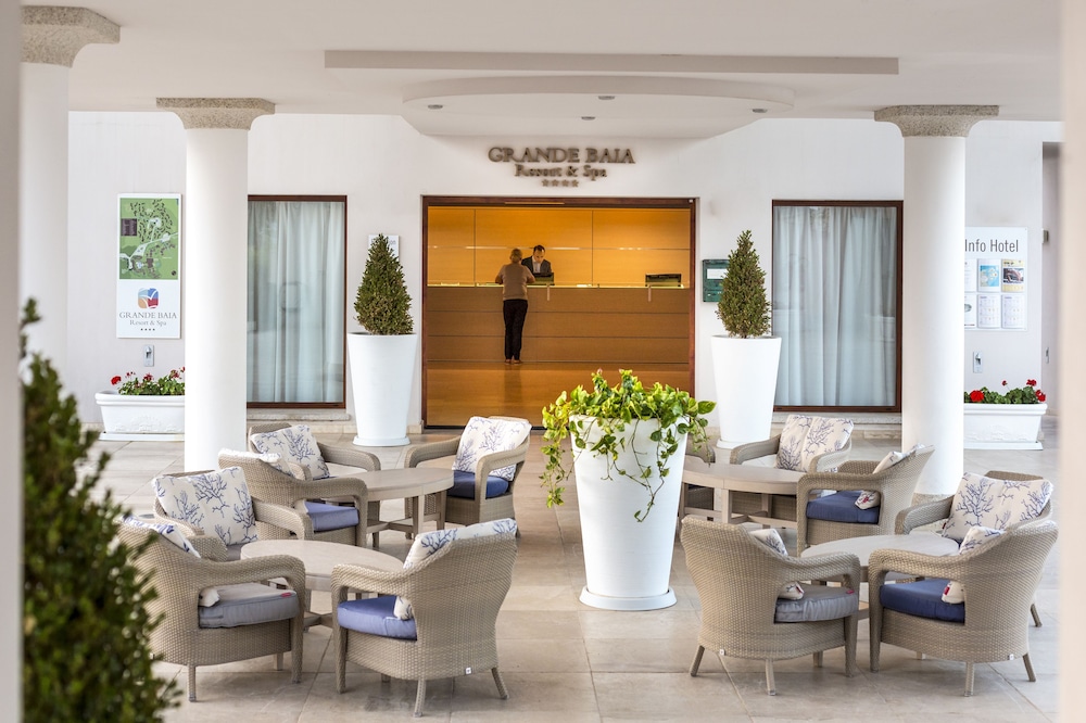 Resort Grande Baia — Hotel building in San Teodoro, Sardinia