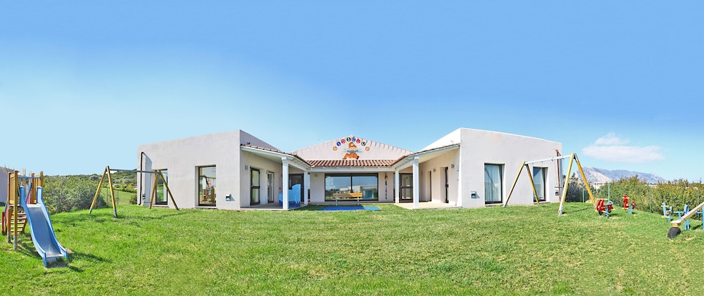 Resort Grande Baia — Attractions for children in San Teodoro, Sardinia