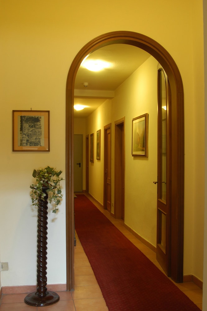Eden — Hotel building in Florence, Tuscany