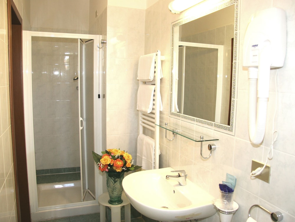Eden — Hotel rooms in Florence, Tuscany