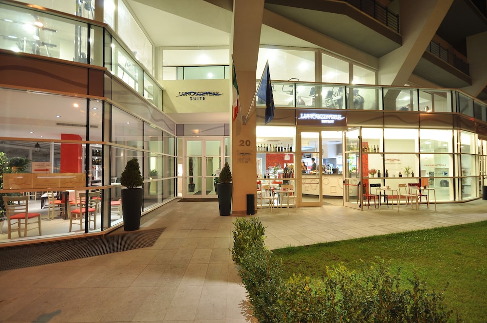Lungotevere Suite — Hotel building in Rome, Lazio