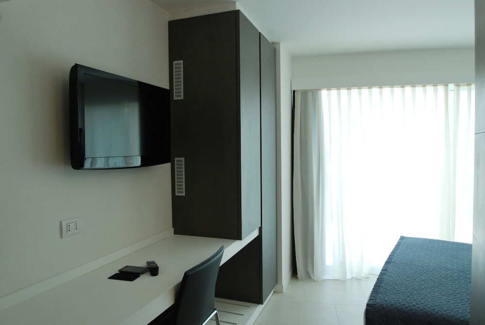 Lungotevere Suite — Hotel rooms in Rome, Lazio