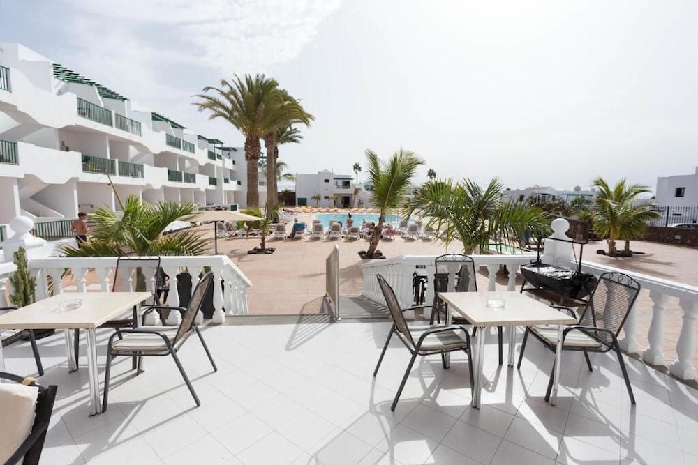 Apartamentos Acuario Sol — Swimming pool in Puerto del Carmen, Canary Islands