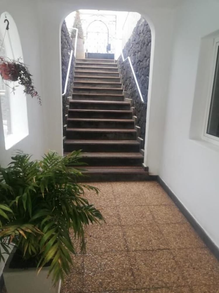 Apartamentos Acuario Sol — Hotel building in Puerto del Carmen, Canary Islands