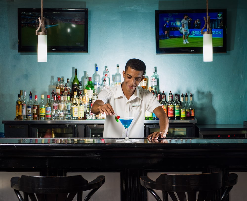 Deja Resort All Inclusive — Restaurant & bars in Montego Bay