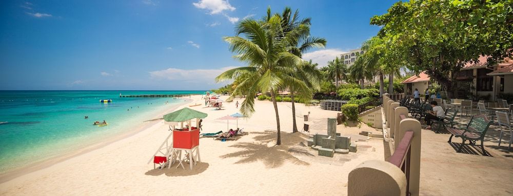 Deja Resort All Inclusive image